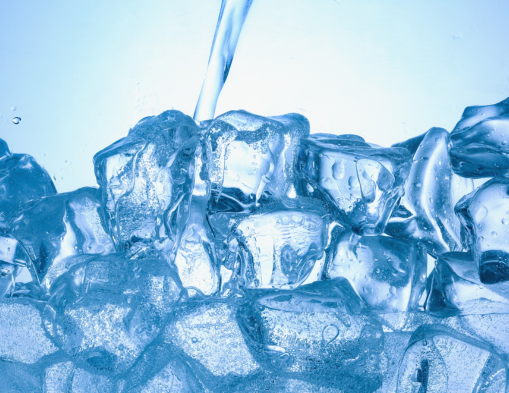 Máquinas de hielo profesionales: guía para elegir capacidad y tipo de hielo